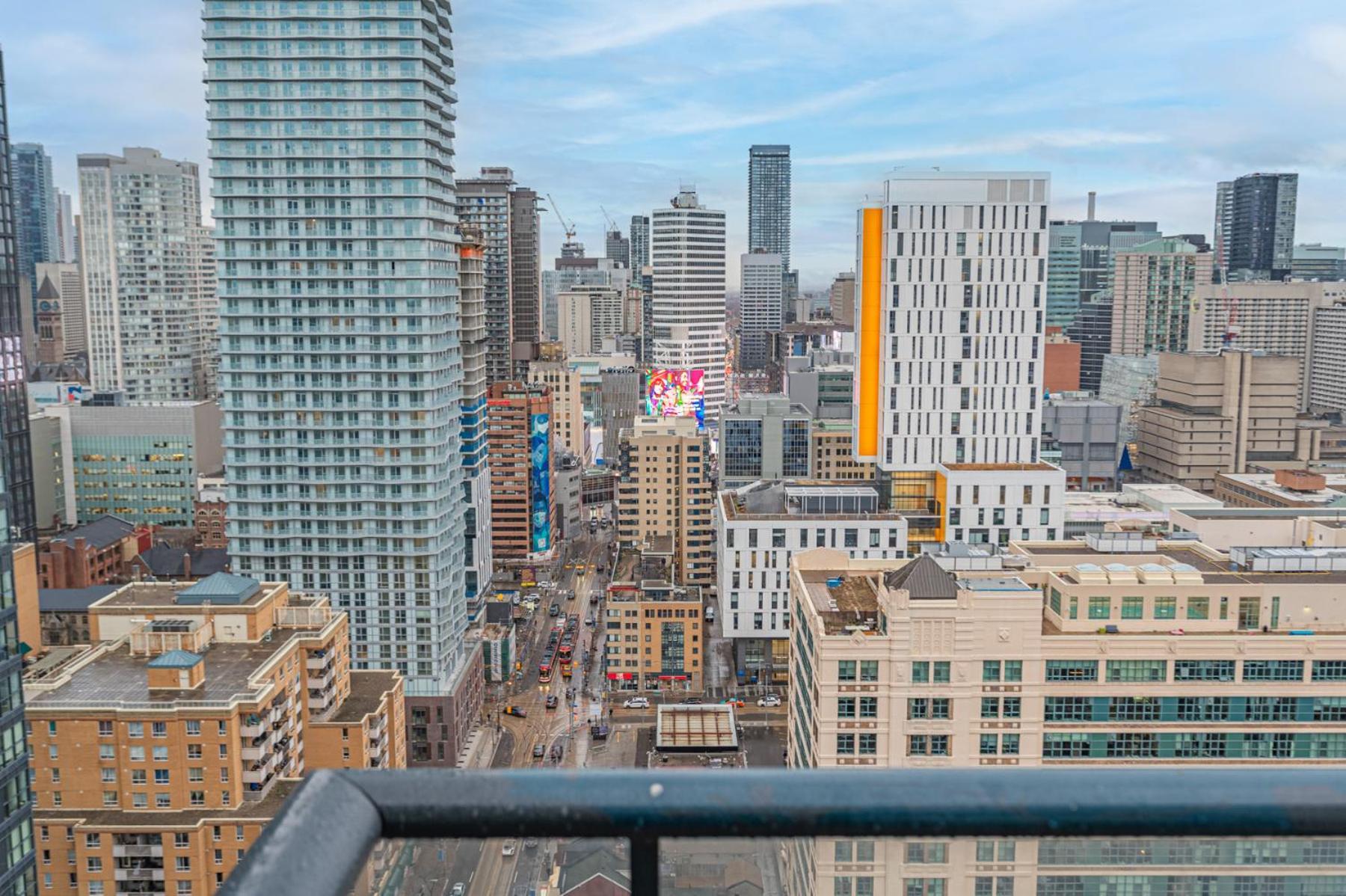 Toronto Garden Suites Exterior photo