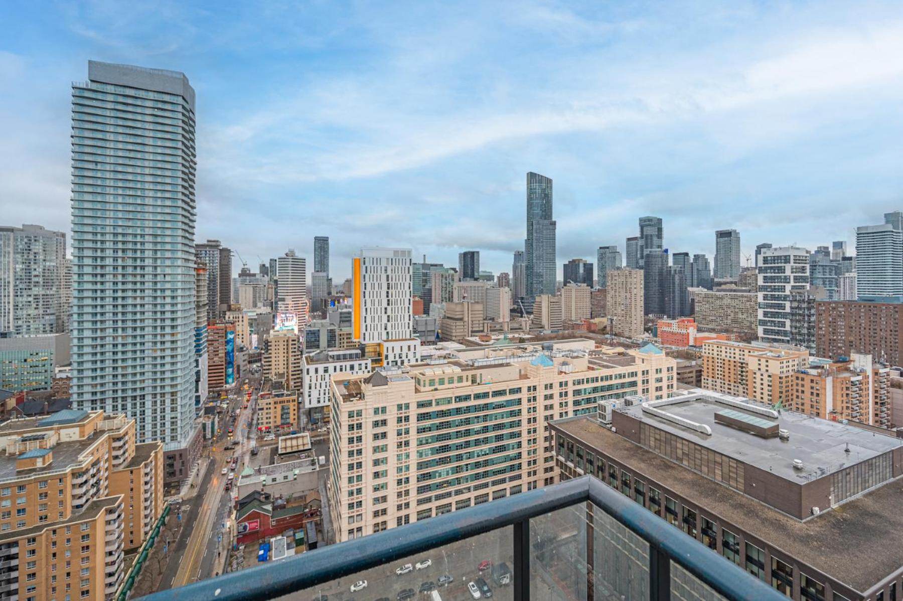 Toronto Garden Suites Exterior photo